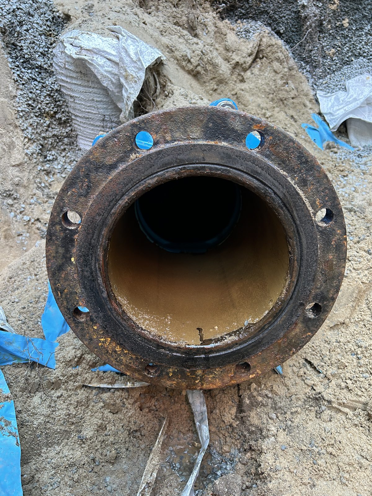 Stormwater drain clearing before Gold Coast storm season